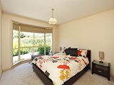 https://images.listonce.com.au/custom/160x/listings/124-vernon-street-croydon-vic-3136/450/00620450_img_06.jpg?MTLwsIQFo7Y