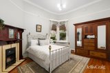 https://images.listonce.com.au/custom/160x/listings/124-wickham-road-hampton-east-vic-3188/720/01818720_img_06.jpg?sCufrpNr50k