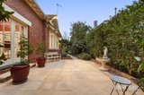https://images.listonce.com.au/custom/160x/listings/124-wickham-road-hampton-east-vic-3188/720/01818720_img_10.jpg?qwzeJUOl8-U