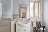 https://images.listonce.com.au/custom/160x/listings/124-wilson-avenue-montmorency-vic-3094/520/01986520_img_12.jpg?1xBeHGX_Awk