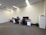 https://images.listonce.com.au/custom/160x/listings/1240-pakington-street-geelong-west-vic-3218/917/01579917_img_07.jpg?euAGG5vHgO0