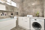 https://images.listonce.com.au/custom/160x/listings/1245a-ormond-esplanade-elwood-vic-3184/451/01794451_img_09.jpg?iCkuH5YpZzQ
