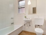 https://images.listonce.com.au/custom/160x/listings/1249-acland-street-st-kilda-vic-3182/973/01794973_img_06.jpg?XscpkhYRPrg