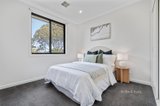 https://images.listonce.com.au/custom/160x/listings/125-bizley-street-mount-waverley-vic-3149/038/01561038_img_07.jpg?cHqmN3SvVbA