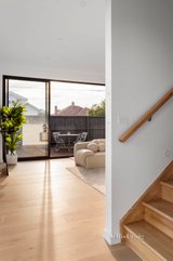https://images.listonce.com.au/custom/160x/listings/125-christmas-street-fairfield-vic-3078/894/01677894_img_11.jpg?YfTrytRtg3k
