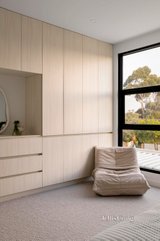 https://images.listonce.com.au/custom/160x/listings/125-christmas-street-fairfield-vic-3078/894/01677894_img_14.jpg?VXu_YygHyzo