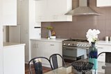 https://images.listonce.com.au/custom/160x/listings/125-derby-street-kew-vic-3101/736/01683736_img_06.jpg?H5mILd1L5zY