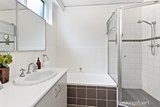 https://images.listonce.com.au/custom/160x/listings/125-derby-street-kew-vic-3101/736/01683736_img_09.jpg?XMkALqeC2ao