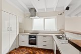 https://images.listonce.com.au/custom/160x/listings/125-evans-street-port-melbourne-vic-3207/434/01843434_img_05.jpg?opjYAog8zlw