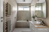https://images.listonce.com.au/custom/160x/listings/125-head-street-brighton-vic-3186/686/01932686_img_14.jpg?BBNSLkVaAUQ