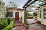 https://images.listonce.com.au/custom/160x/listings/125-highfield-road-camberwell-vic-3124/435/01293435_img_22.jpg?xc-hiG5fsG0