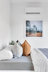 https://images.listonce.com.au/custom/160x/listings/125-holmes-street-brunswick-east-vic-3057/432/01365432_img_16.jpg?iqgUAehEpsI