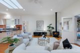 https://images.listonce.com.au/custom/160x/listings/125-jasper-road-bentleigh-vic-3204/633/01954633_img_06.jpg?4a5LD66zaYI