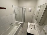 https://images.listonce.com.au/custom/160x/listings/125-lavidge-road-ashwood-vic-3147/615/01733615_img_02.jpg?hyThfH9fLJU