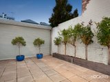 https://images.listonce.com.au/custom/160x/listings/125-napier-street-south-melbourne-vic-3205/135/01088135_img_04.jpg?6XybW1Xy4wY