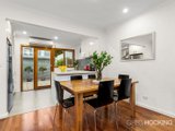 https://images.listonce.com.au/custom/160x/listings/125-napier-street-south-melbourne-vic-3205/135/01088135_img_06.jpg?lgeEcdKdxvo