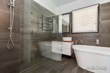 https://images.listonce.com.au/custom/160x/listings/125-park-street-east-avenue-redan-vic-3350/930/01737930_img_03.jpg?DPjrCS9tCdg