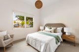 https://images.listonce.com.au/custom/160x/listings/125-ross-street-port-melbourne-vic-3207/042/01692042_img_10.jpg?cMhzgq-Dr-E