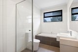 https://images.listonce.com.au/custom/160x/listings/125-simpsons-road-box-hill-north-vic-3129/348/01904348_img_06.jpg?J-A0h-VCk10
