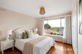 https://images.listonce.com.au/custom/160x/listings/125-st-james-road-rosanna-vic-3084/738/01989738_img_07.jpg?RjF44tkWMs8