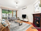 https://images.listonce.com.au/custom/160x/listings/125-wallace-crescent-strathmore-vic-3041/332/00847332_img_02.jpg?I0wvICT1md4