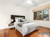https://images.listonce.com.au/custom/160x/listings/125-wallace-crescent-strathmore-vic-3041/332/00847332_img_06.jpg?WtEXe68vRvc