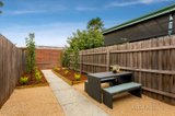 https://images.listonce.com.au/custom/160x/listings/1251-holmes-road-moonee-ponds-vic-3039/803/00770803_img_10.jpg?KEolxBw76qc