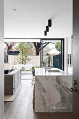 https://images.listonce.com.au/custom/160x/listings/1254-wattletree-road-malvern-vic-3144/389/01016389_img_11.jpg?3pVEGXaYeyU