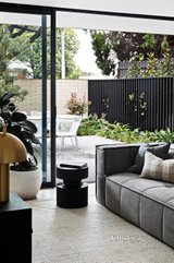 https://images.listonce.com.au/custom/160x/listings/1254-wattletree-road-malvern-vic-3144/389/01016389_img_16.jpg?TslhNWzAfoM