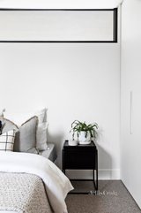 https://images.listonce.com.au/custom/160x/listings/1254-wattletree-road-malvern-vic-3144/389/01016389_img_17.jpg?684-pvqR1HE
