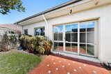 https://images.listonce.com.au/custom/160x/listings/1258-tucker-road-mckinnon-vic-3204/005/01988005_img_04.jpg?u5LQmtOphRA