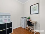 https://images.listonce.com.au/custom/160x/listings/125a-pembroke-road-mooroolbark-vic-3138/690/01525690_img_06.jpg?1BAPXfH6Rqo