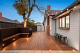 https://images.listonce.com.au/custom/160x/listings/126-balmoral-avenue-strathmore-vic-3041/120/01562120_img_14.jpg?FV3T_R53Nlg