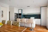 https://images.listonce.com.au/custom/160x/listings/126-beach-street-port-melbourne-vic-3207/208/01938208_img_06.jpg?WXxfj_Ym01A