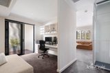 https://images.listonce.com.au/custom/160x/listings/126-beach-street-port-melbourne-vic-3207/208/01938208_img_17.jpg?ymEs0G2SIic