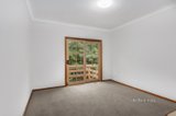 https://images.listonce.com.au/custom/160x/listings/126-bible-street-eltham-vic-3095/059/01137059_img_06.jpg?8_1zESlmruQ