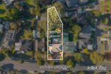 https://images.listonce.com.au/custom/160x/listings/126-esther-crescent-mooroolbark-vic-3138/620/01903620_img_02.jpg?peNyml8muJs