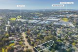 https://images.listonce.com.au/custom/160x/listings/126-esther-crescent-mooroolbark-vic-3138/620/01903620_img_22.jpg?5zZTSUISDkE