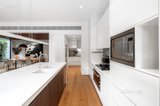 https://images.listonce.com.au/custom/160x/listings/126-hambleton-street-middle-park-vic-3206/926/01631926_img_05.jpg?XVpHbAgCAiE