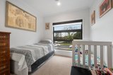 https://images.listonce.com.au/custom/160x/listings/126-marlow-street-mooroolbark-vic-3138/019/01913019_img_08.jpg?J6uty0As8zM