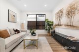 https://images.listonce.com.au/custom/160x/listings/126-myers-avenue-glen-waverley-vic-3150/430/01980430_img_02.jpg?ogEeBvW_kDQ