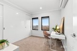 https://images.listonce.com.au/custom/160x/listings/126-stapley-crescent-chadstone-vic-3148/917/01947917_img_06.jpg?tw61KpIc9GA