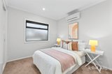 https://images.listonce.com.au/custom/160x/listings/126-stapley-crescent-chadstone-vic-3148/917/01947917_img_09.jpg?w2ho61IlUSY