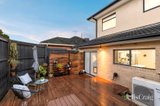 https://images.listonce.com.au/custom/160x/listings/126-stapley-crescent-chadstone-vic-3148/917/01947917_img_13.jpg?Vne2C-0R3_A