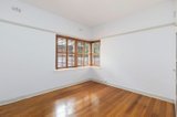 https://images.listonce.com.au/custom/160x/listings/1267-barkly-street-st-kilda-vic-3182/372/01900372_img_04.jpg?yvfw-RQavG4