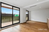 https://images.listonce.com.au/custom/160x/listings/127-aitken-street-williamstown-vic-3016/969/01769969_img_05.jpg?6EQchu85WlQ