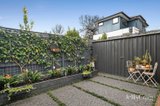 https://images.listonce.com.au/custom/160x/listings/127-belmont-road-west-croydon-south-vic-3136/247/01973247_img_18.jpg?hQHi0jFQyNM