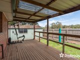 https://images.listonce.com.au/custom/160x/listings/127-carronvale-road-mooroolbark-vic-3138/936/01524936_img_09.jpg?zORdS1Vksds