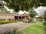 https://images.listonce.com.au/custom/160x/listings/127-central-avenue-croydon-south-vic-3136/321/01525321_img_10.jpg?sf6g4CIe4_Y