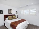 https://images.listonce.com.au/custom/160x/listings/127-clyde-street-newport-vic-3015/120/01202120_img_06.jpg?UJaSP04gl1E